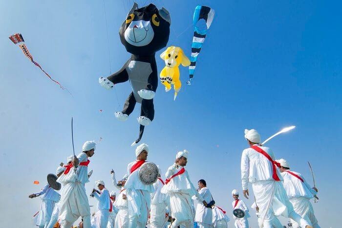 kite flying festival-makar Sankranti- uttarayan-gujarat-gkmit